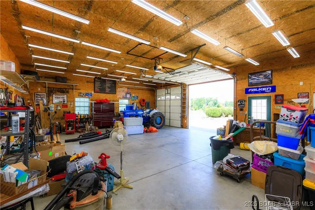 $599,000 | 2174 State Road, Linn Creek, MO 65052