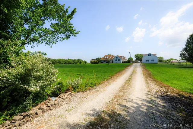 $599,000 | 2174 State Road, Linn Creek, MO 65052