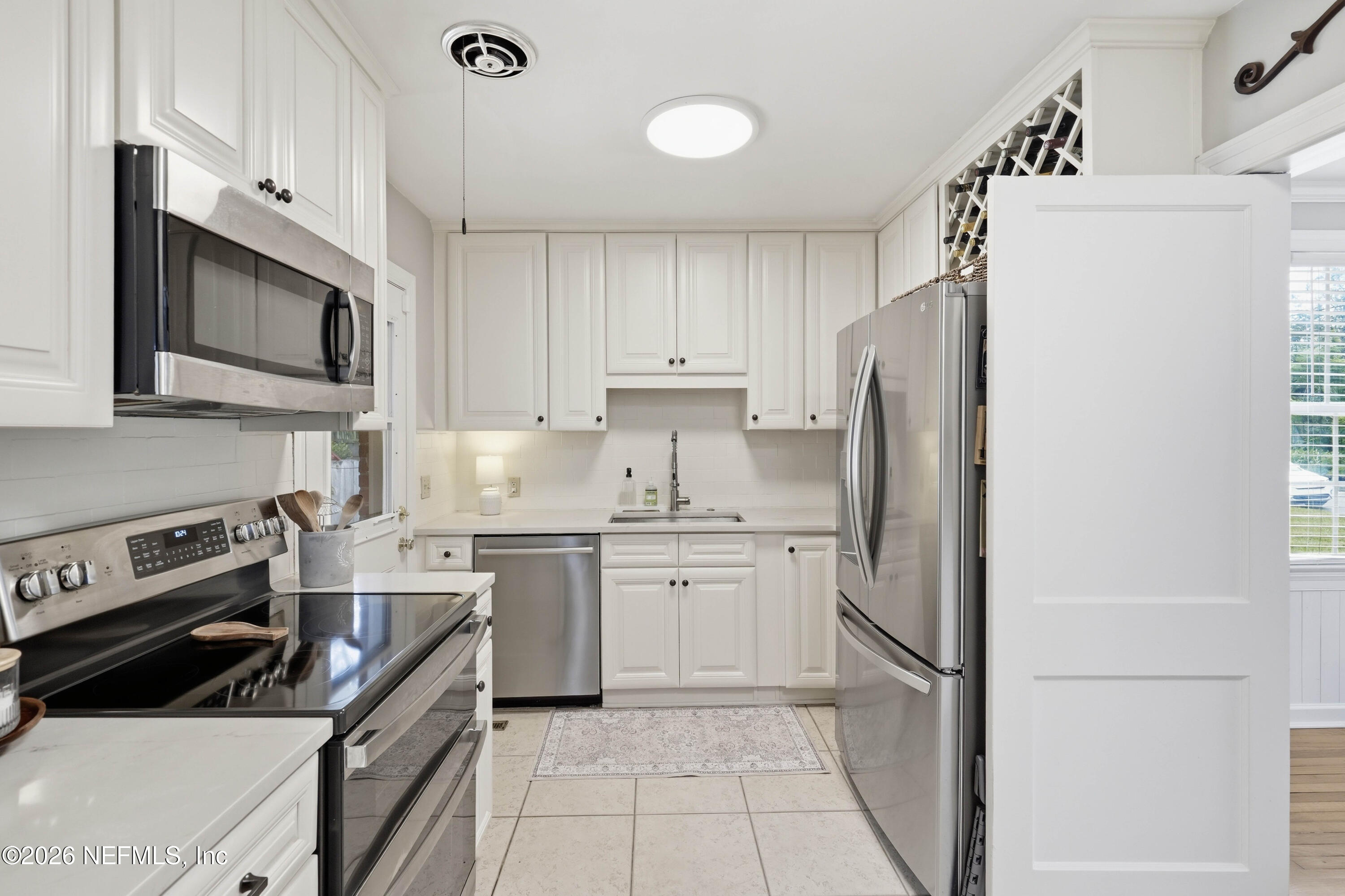 1692 Pershing Road Jacksonville, FL 32205 - Photo 9 of 27 Kitchen