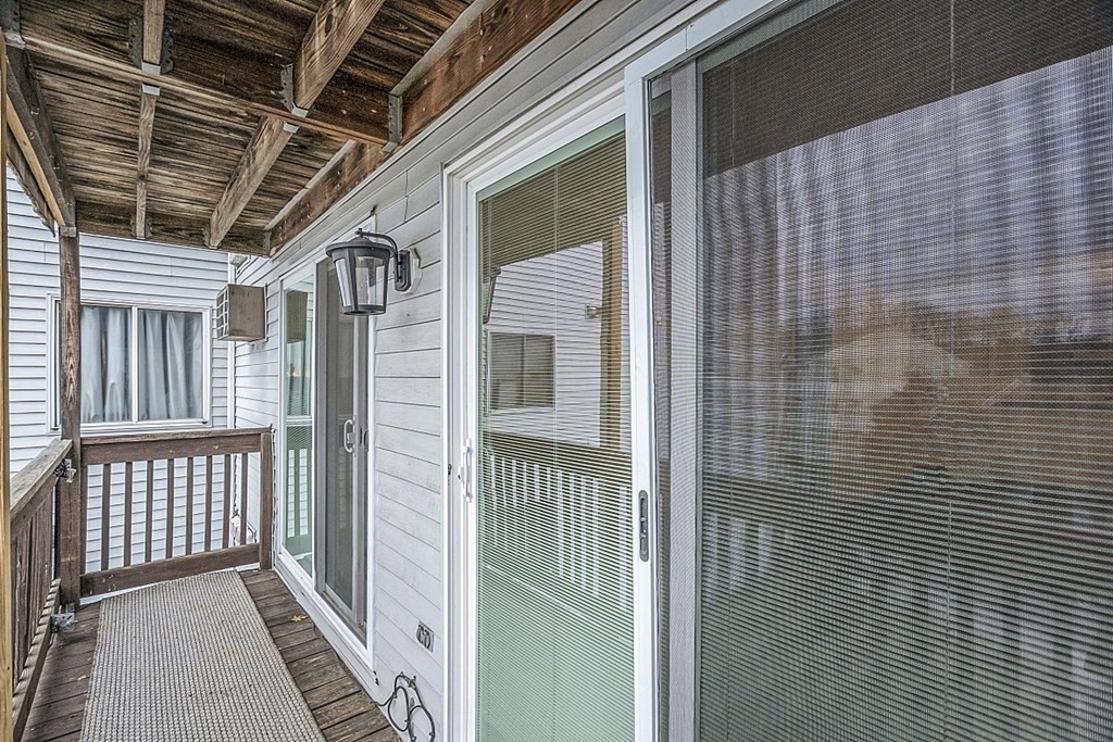 11 Gibbs Street, Unit A6 Worcester, MA 01607 - Photo 14 of 26 a view of a porch