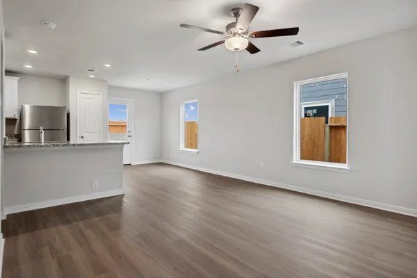 $1,670 | 16441 Blossom Grv Drive, Conroe, TX 77303