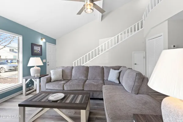 $1,800 | 3415 West 19th Street, Unit 17, Panama City, FL 32405