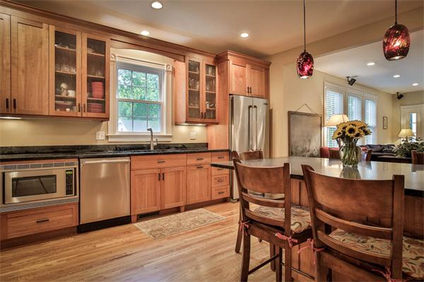 32 Berkeley Street Reading, MA 01867 - Photo 11 of 28 Gallery Image 11