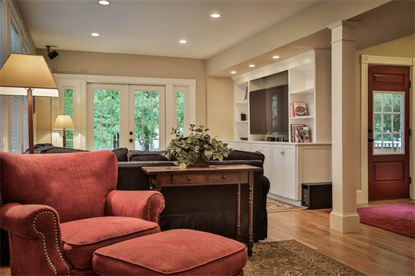32 Berkeley Street Reading, MA 01867 - Photo 13 of 28 Gallery Image 13