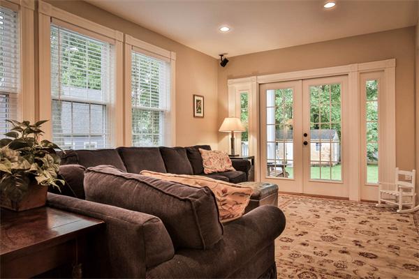 32 Berkeley Street Reading, MA 01867 - Photo 14 of 28 Gallery Image 14