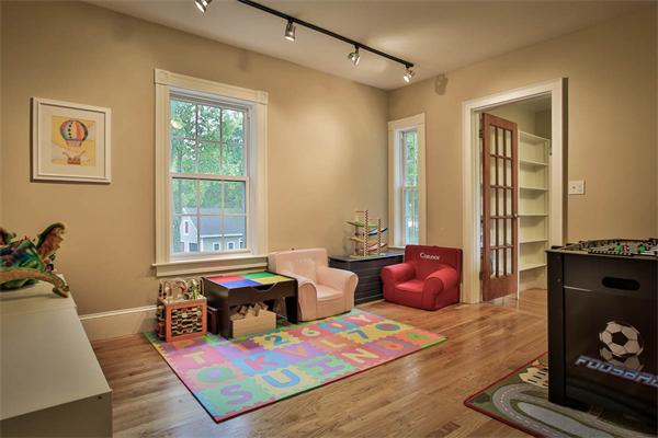 32 Berkeley Street Reading, MA 01867 - Photo 23 of 28 Gallery Image 23