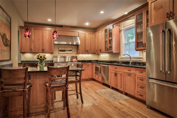 32 Berkeley Street Reading, MA 01867 - Photo 10 of 28 Gallery Image 10