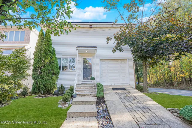 a view of a hallway with entryway