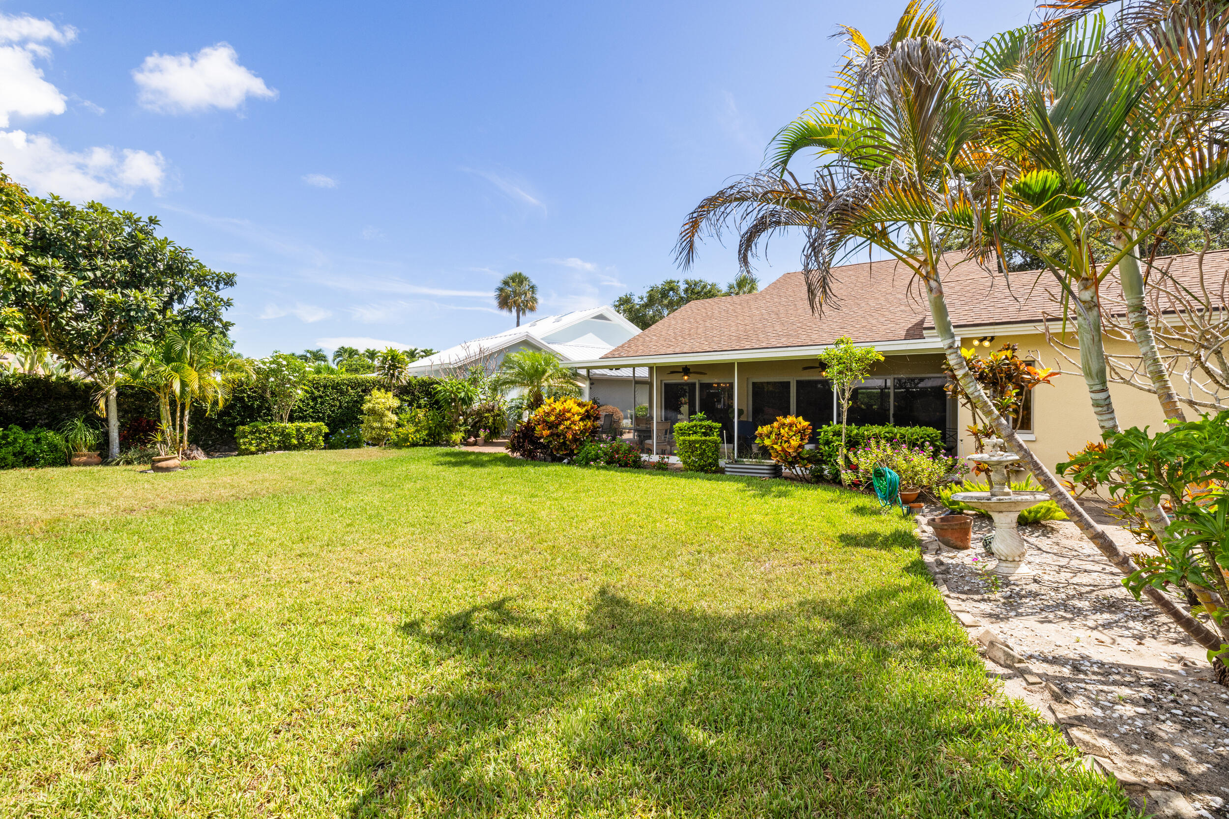 224 Cape Pointe Circle Jupiter, FL 33477 - Photo 32 of 44 Backyard