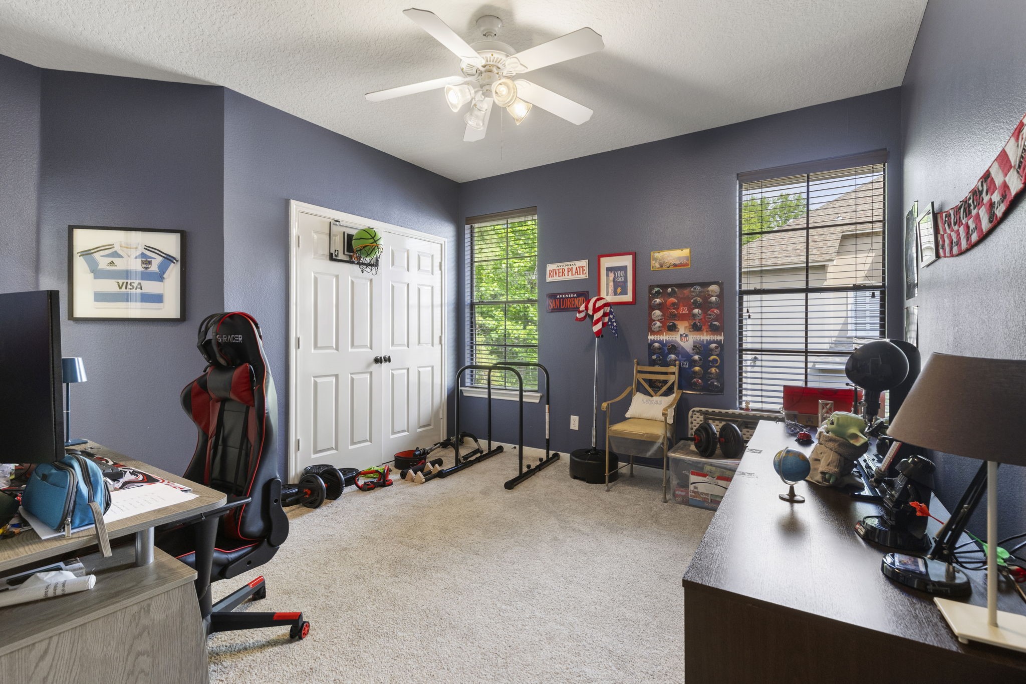 107 East Mirror Ridge Circle The Woodlands, TX 77382 - Photo 38 of 47 a view of a room with gym equipment