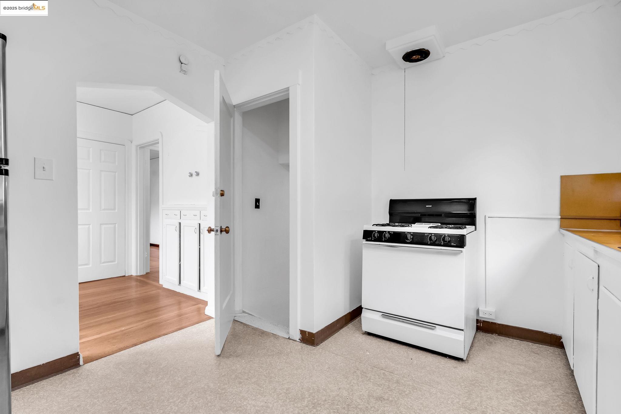 2340 Virginia Street Berkeley, CA 94709 - Photo 31 of 56