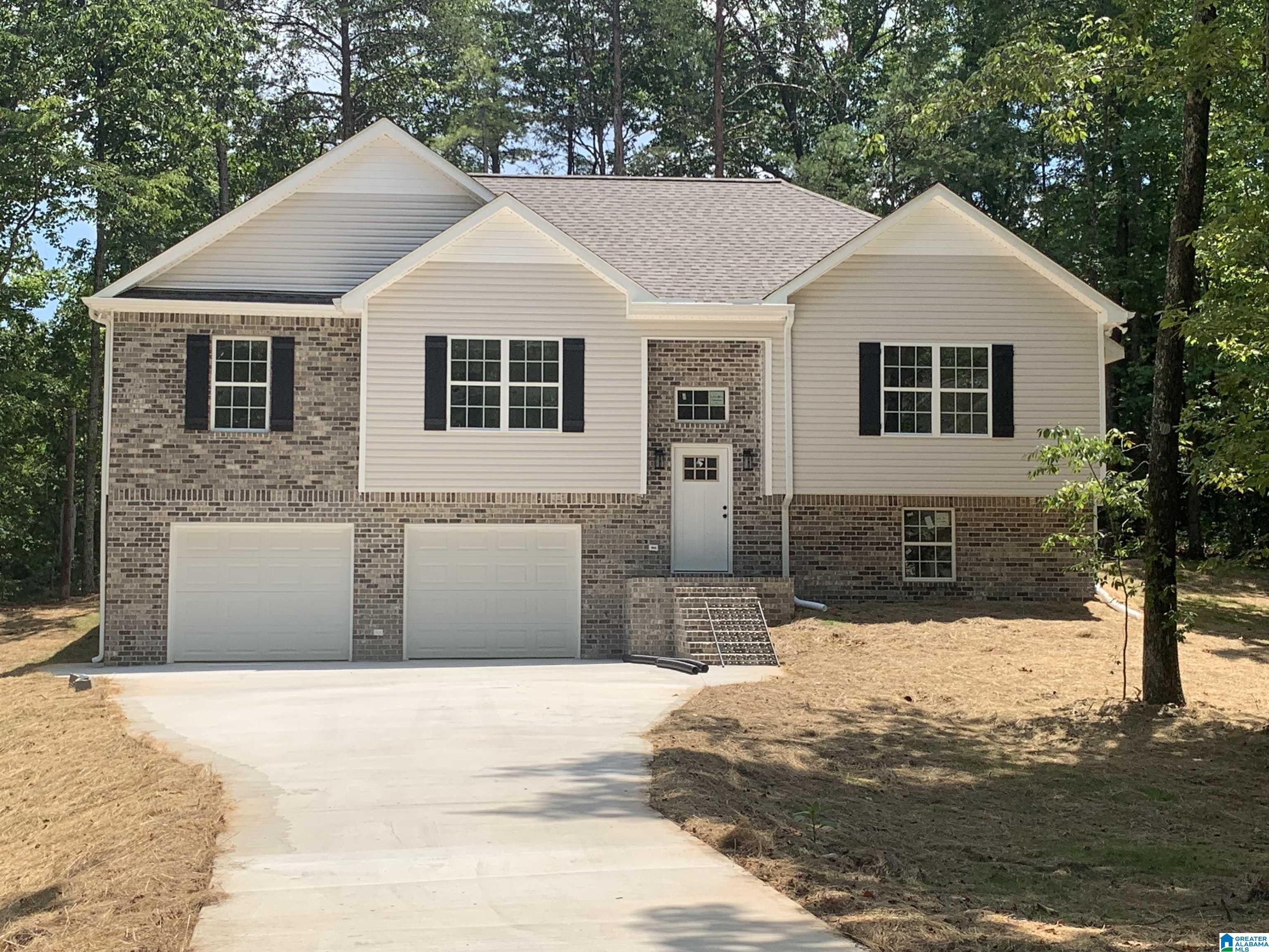 55 Chestnut Circle Warrior, AL 35180 - Photo 1 of 22