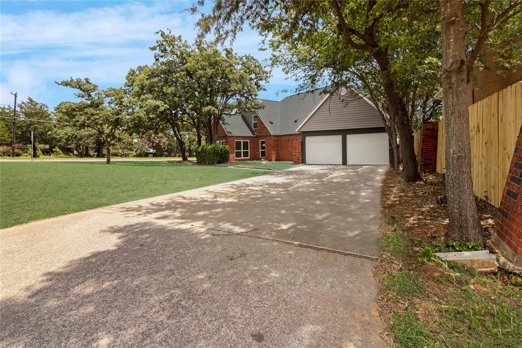 6112 West Poly Webb Road Arlington, TX 76016 - Photo 1 of 40