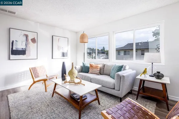 $2,300 | 1033 Mohr Lane, Concord, CA 94518