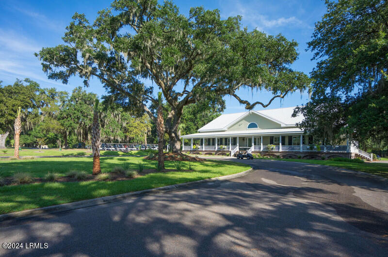 87 Tuscarora Avenue Beaufort, SC 29907 - Photo 17 of 19 Clubhouse