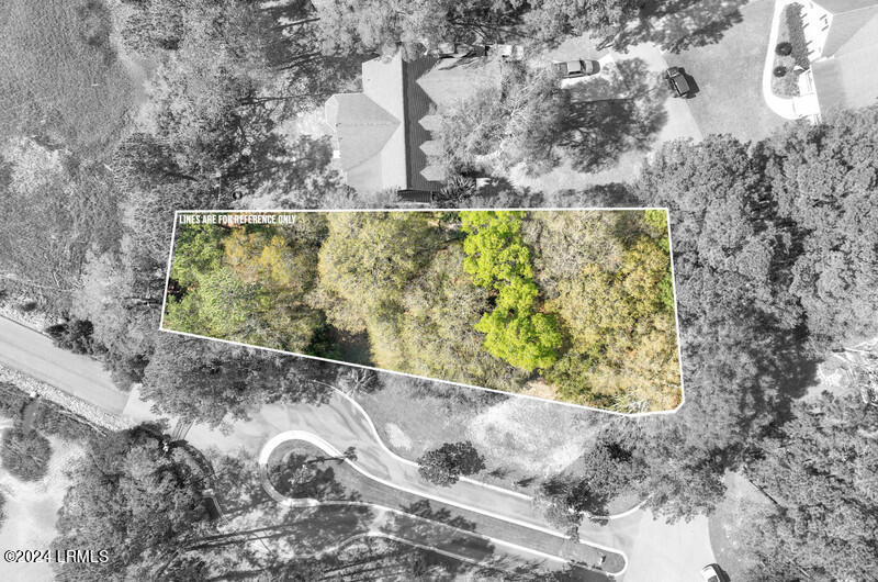 87 Tuscarora Avenue Beaufort, SC 29907 - Photo 3 of 19 Aerial of Lot & Marsh