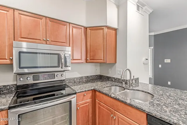 $395,000 | 4848 North 36th Street, Unit 115, Phoenix, AZ 85018