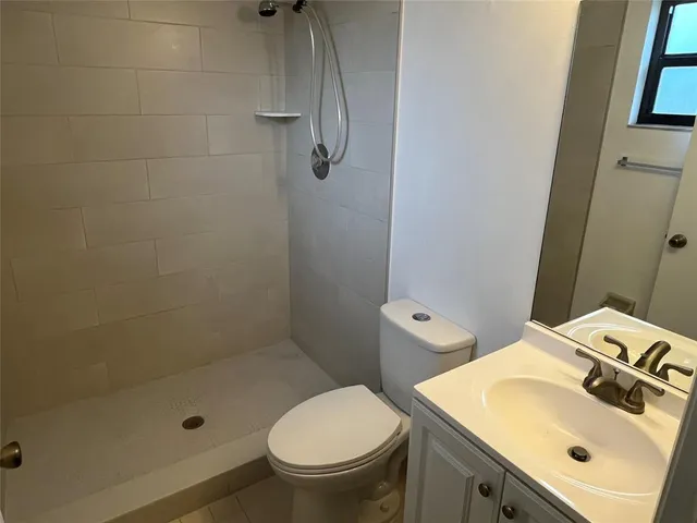 $279,000 | 7406 Woodmont Terrace, Unit 106, Tamarac, FL 33321