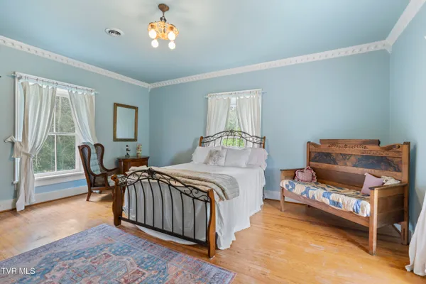 $763,900 | 275 Chuckey U M C Road, Chuckey, TN 37641