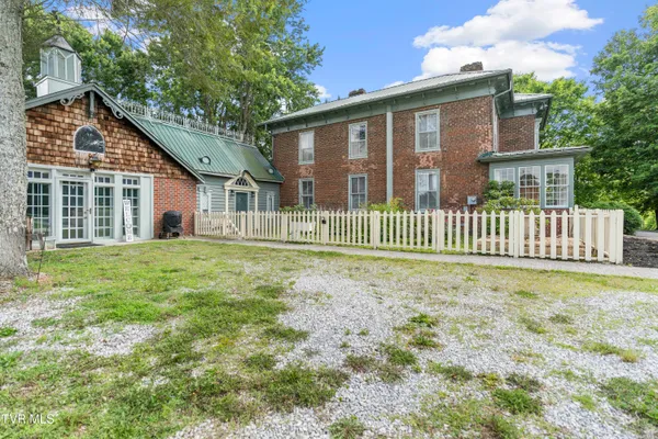 $763,900 | 275 Chuckey U M C Road, Chuckey, TN 37641