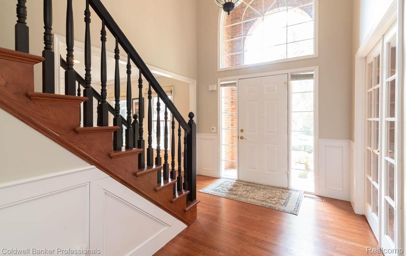 1040 Indianpipe Road Lake Orion, MI 48360 - Photo 16 of 41 Soaring Two Story Foyer