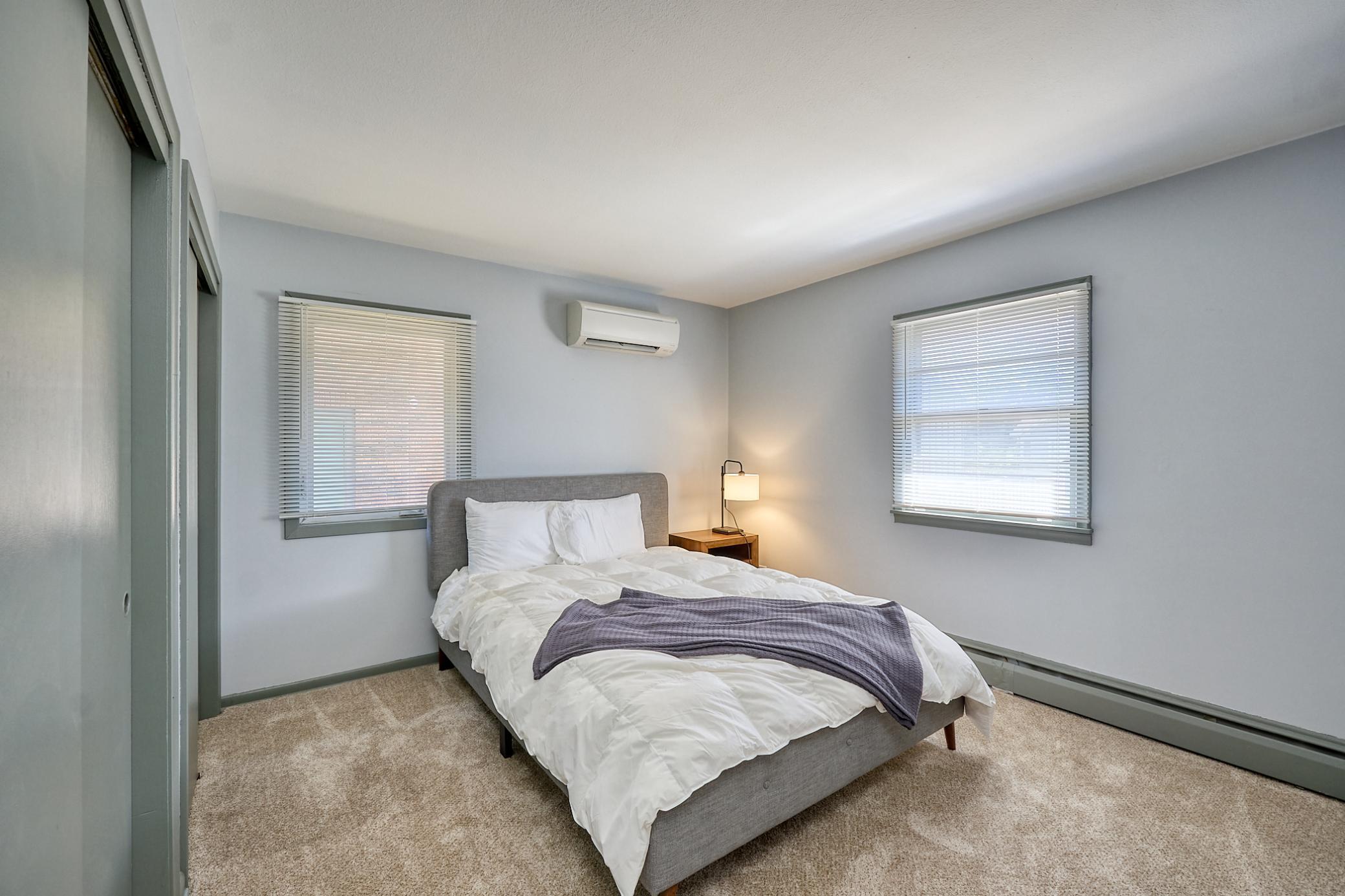 1284 Snelling Avenue North St. Paul, MN 55108 - Photo 14 of 24