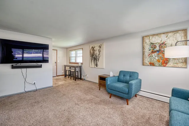 $469,900 | 1284 Snelling Avenue North, St. Paul, MN 55108