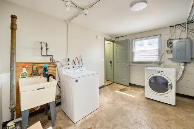 $469,900 | 1284 Snelling Avenue North, St. Paul, MN 55108