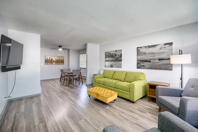 $469,900 | 1284 Snelling Avenue North, St. Paul, MN 55108