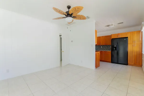 $2,500 | 214 Northeast 11th Street, Delray Beach, FL 33444