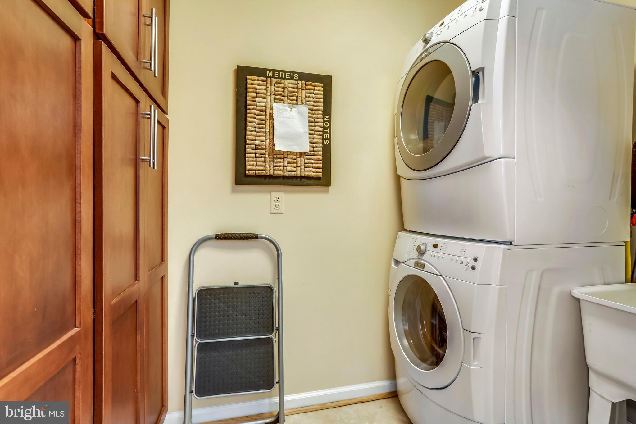 11820 Prestwick Road Potomac, MD 20854 - Photo 15 of 48 Gallery Image 15