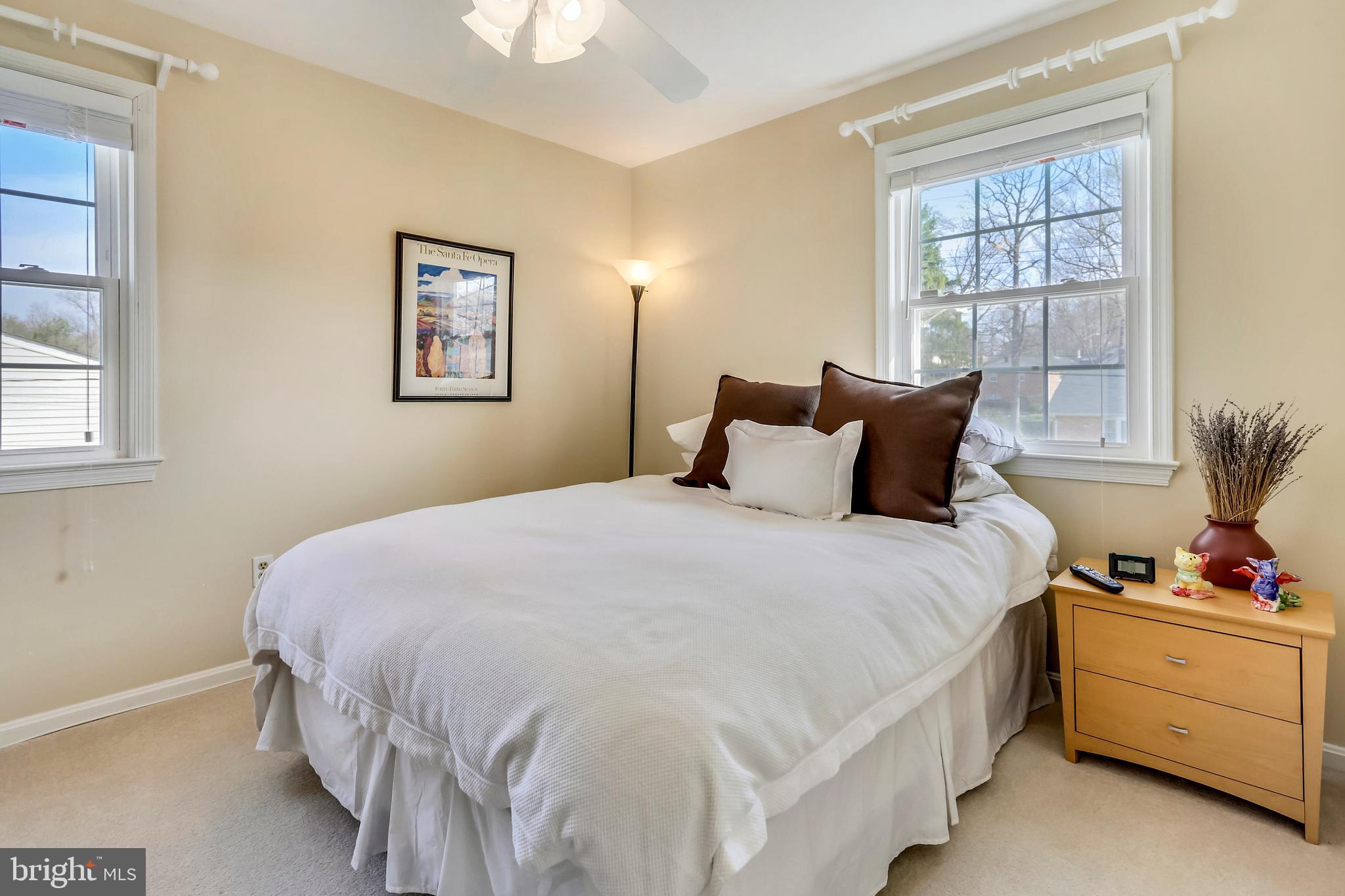 11820 Prestwick Road Potomac, MD 20854 - Photo 26 of 48 Gallery Image 26