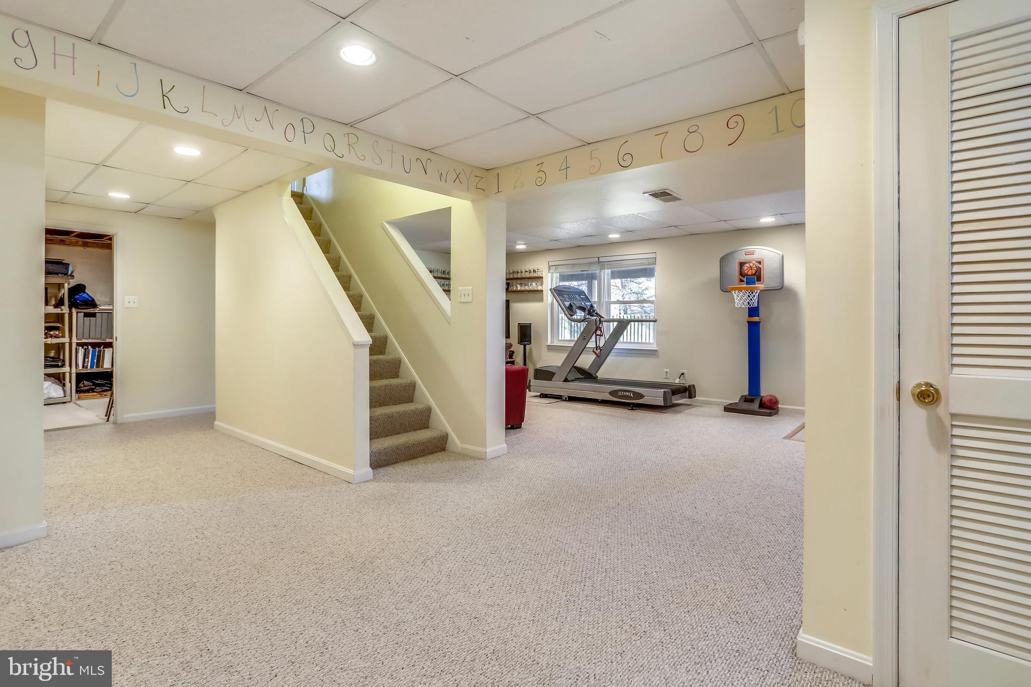 11820 Prestwick Road Potomac, MD 20854 - Photo 35 of 48 Gallery Image 35