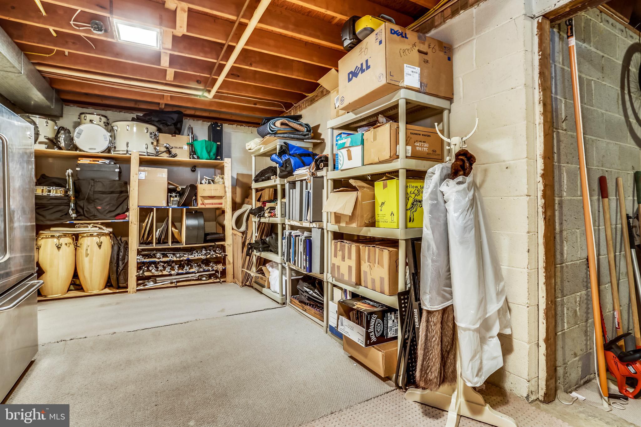 11820 Prestwick Road Potomac, MD 20854 - Photo 39 of 48 Gallery Image 39