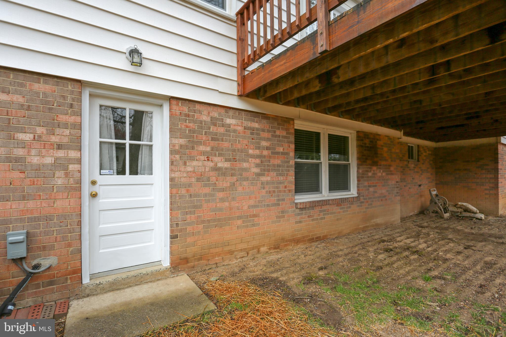 11820 Prestwick Road Potomac, MD 20854 - Photo 47 of 48 Walkout basement