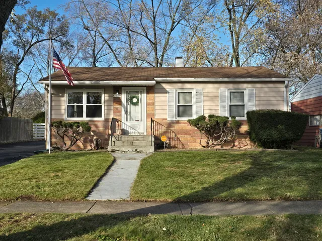 $99,999 | 2053 222nd Place, Sauk Village, IL 60411