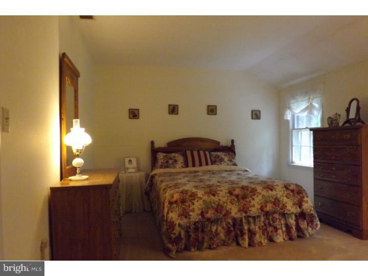 174 Emley's Hill Road Cream Ridge, NJ 08514 - Photo 14 of 23