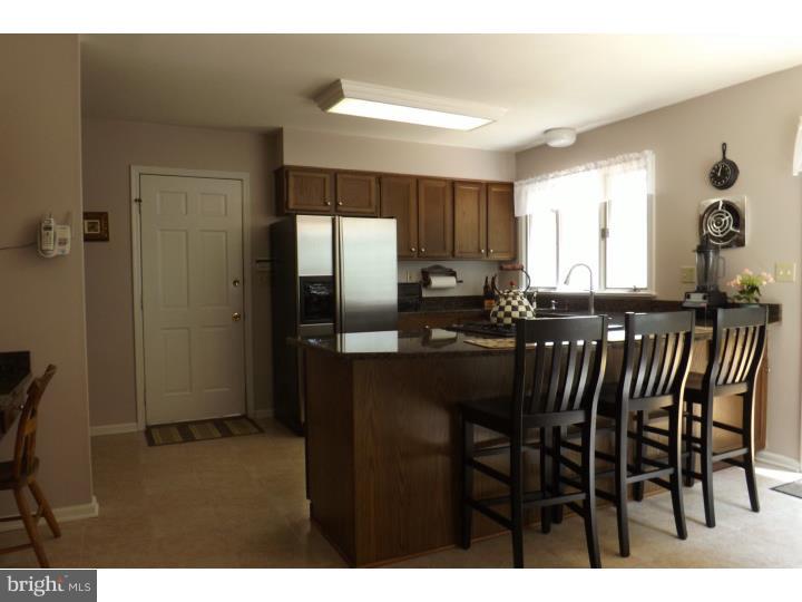 174 Emley's Hill Road Cream Ridge, NJ 08514 - Photo 4 of 23