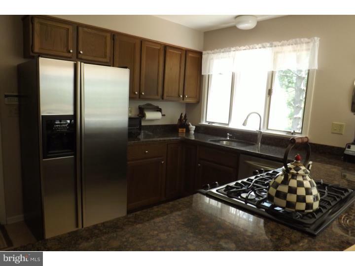 174 Emley's Hill Road Cream Ridge, NJ 08514 - Photo 5 of 23