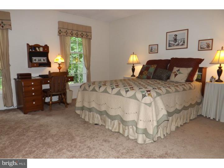 174 Emley's Hill Road Cream Ridge, NJ 08514 - Photo 10 of 23