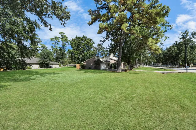 $450,000 | 30202 East Geneva Drive, Spring, TX 77386