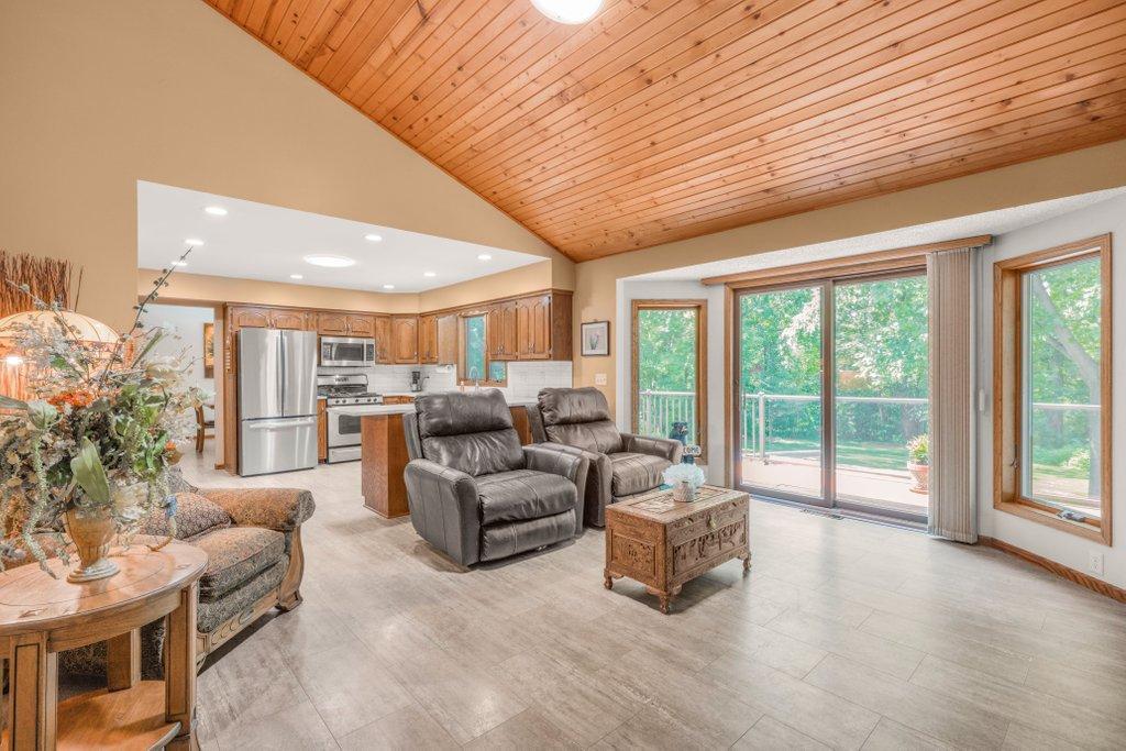 7261 Mill Road Centerville, MN 55038 - Photo 7 of 34