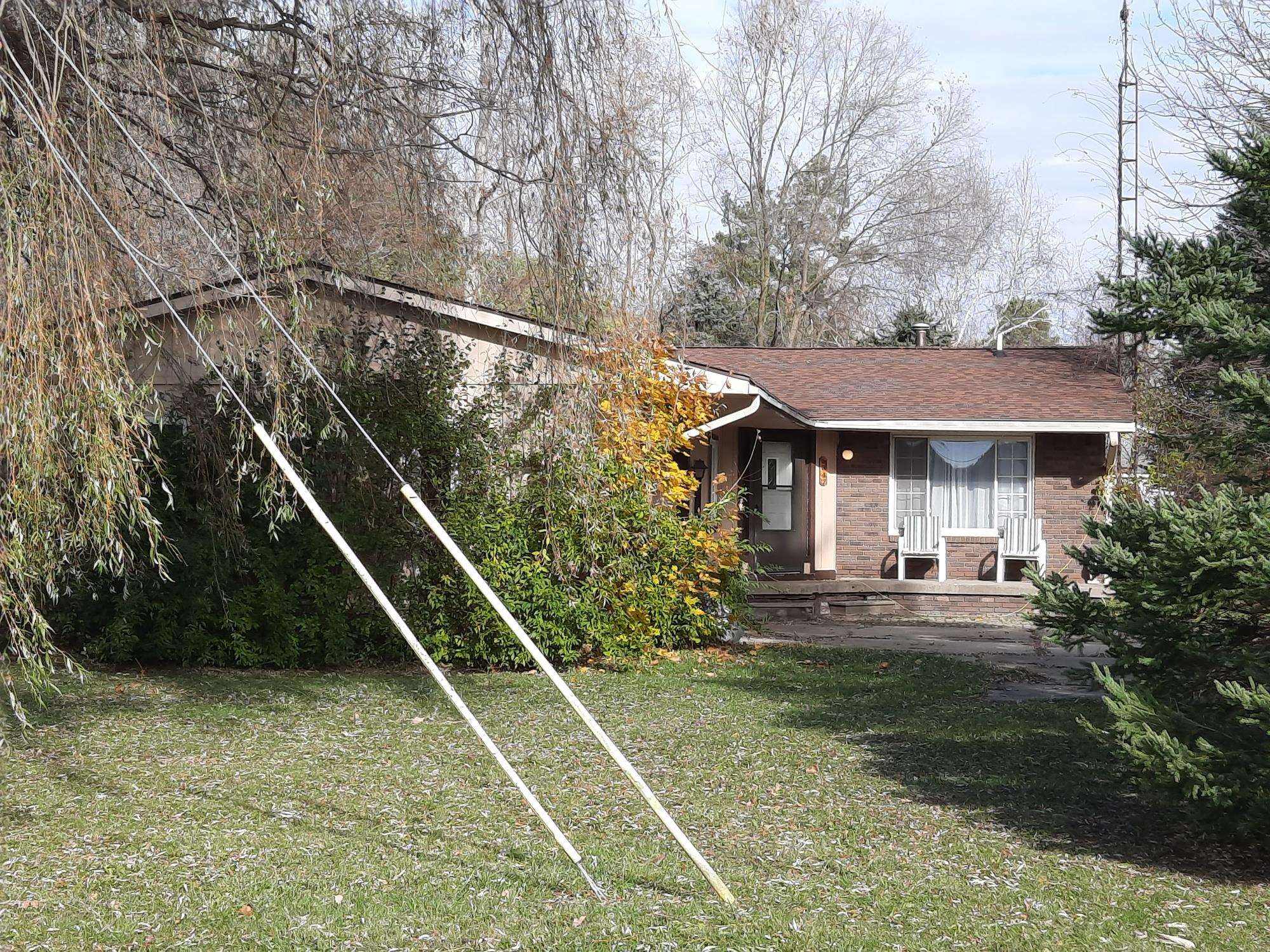 5347 East Carpenter Road Flint, MI 48506 - Photo 2 of 31 50127780-1.JPG