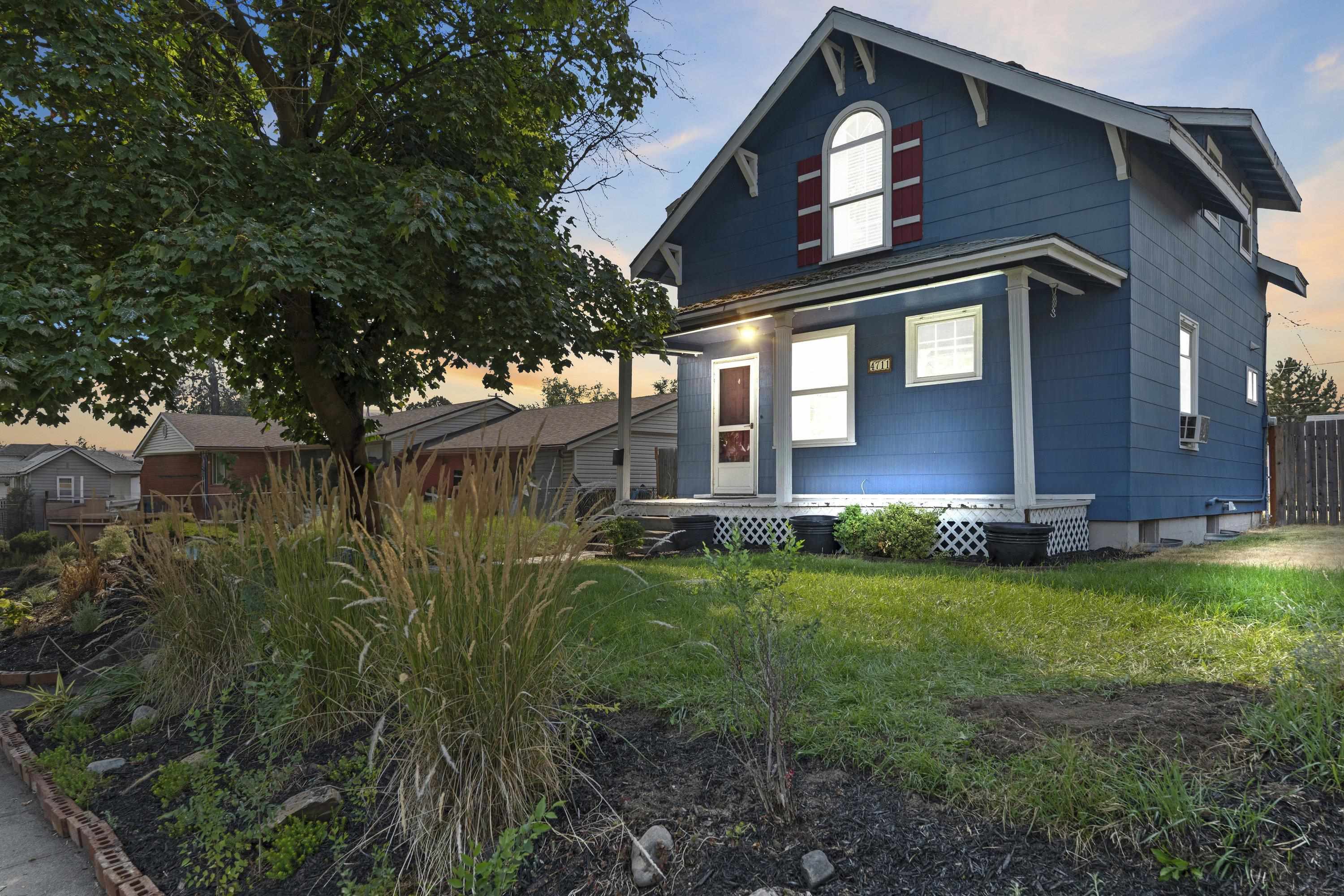 4711 North Stevens Street Spokane, WA 99205 - Photo 2 of 36