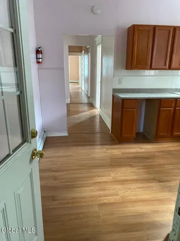 $1,900 | 361 Orange Street, Unit 1, Albany, NY 12206