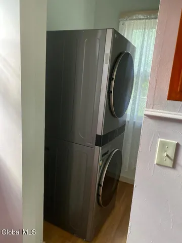 $1,900 | 361 Orange Street, Unit 1, Albany, NY 12206