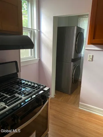 $1,900 | 361 Orange Street, Unit 1, Albany, NY 12206