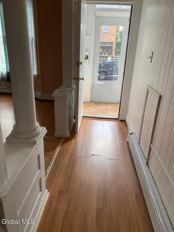 $1,900 | 361 Orange Street, Unit 1, Albany, NY 12206