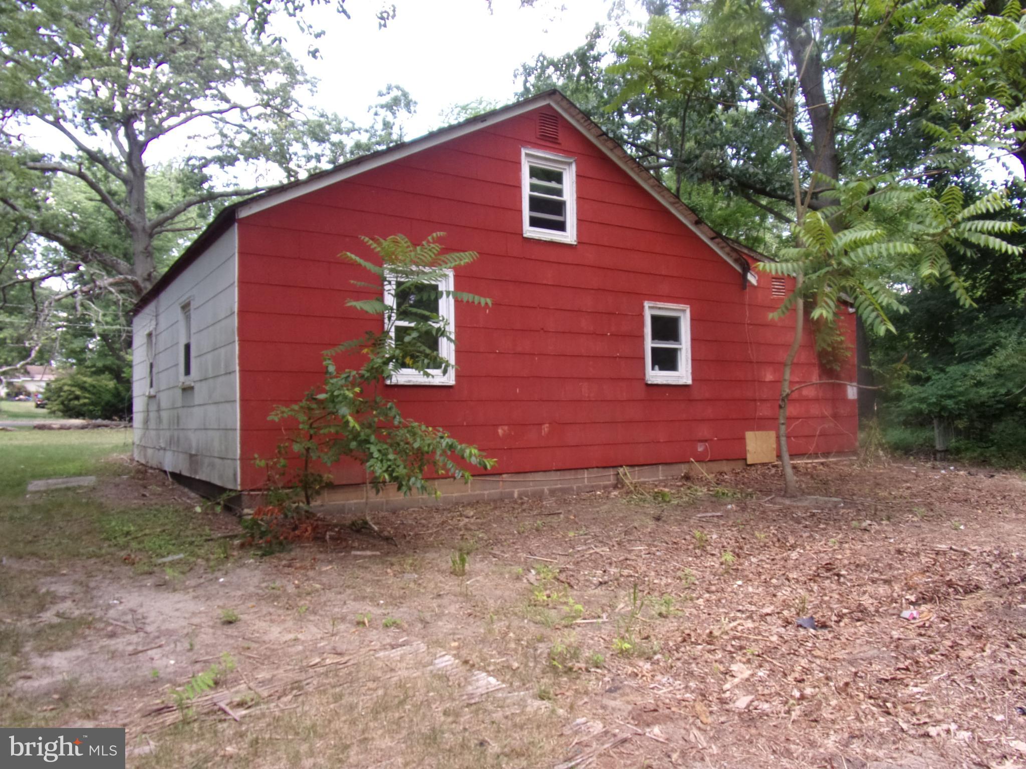 718 Fox Run Road Sewell, NJ 08080 - Photo 11 of 13 Exterior