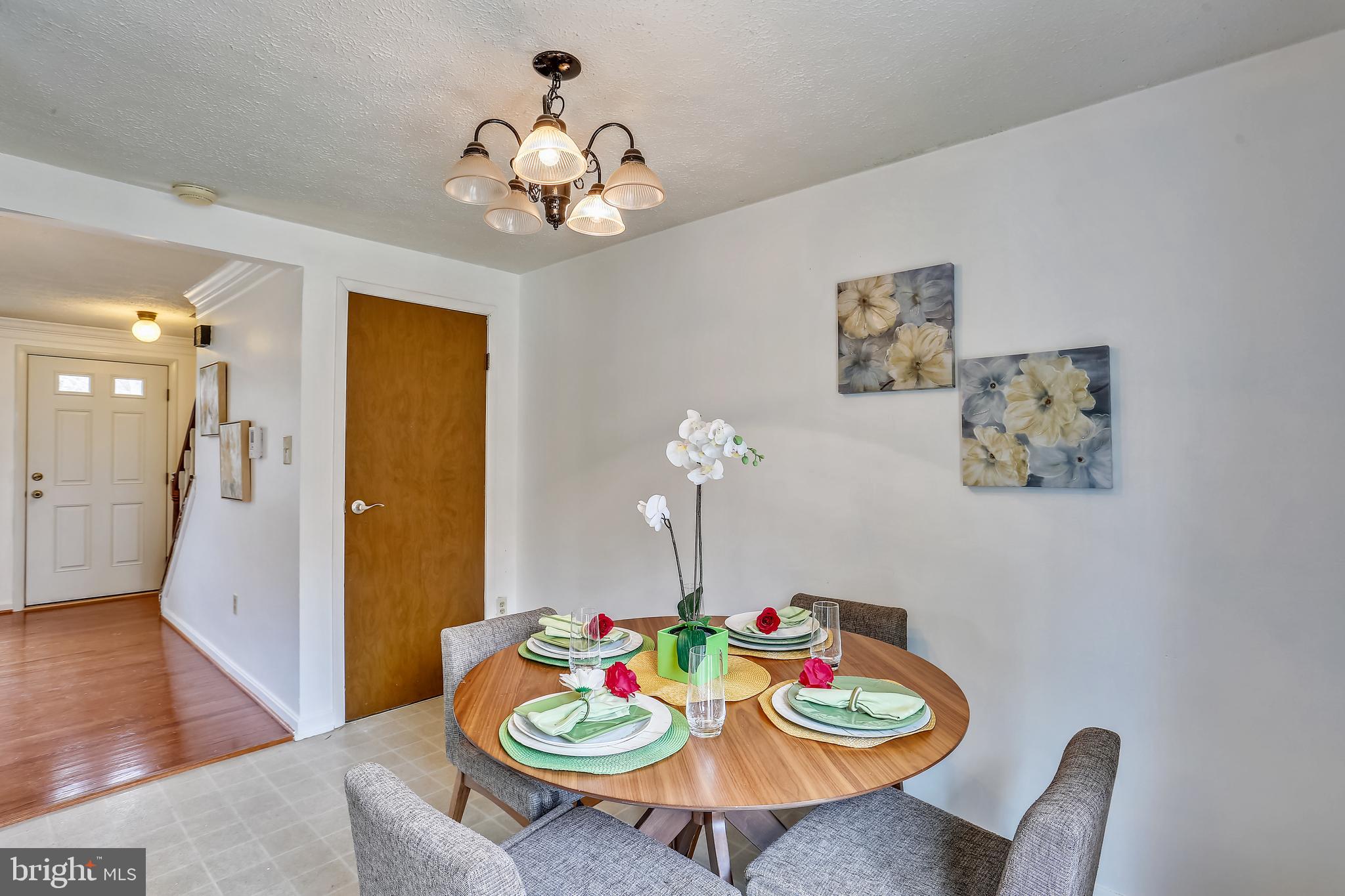 10414 Apple Ridge Road Gaithersburg, MD 20886 - Photo 10 of 48 Dining Room